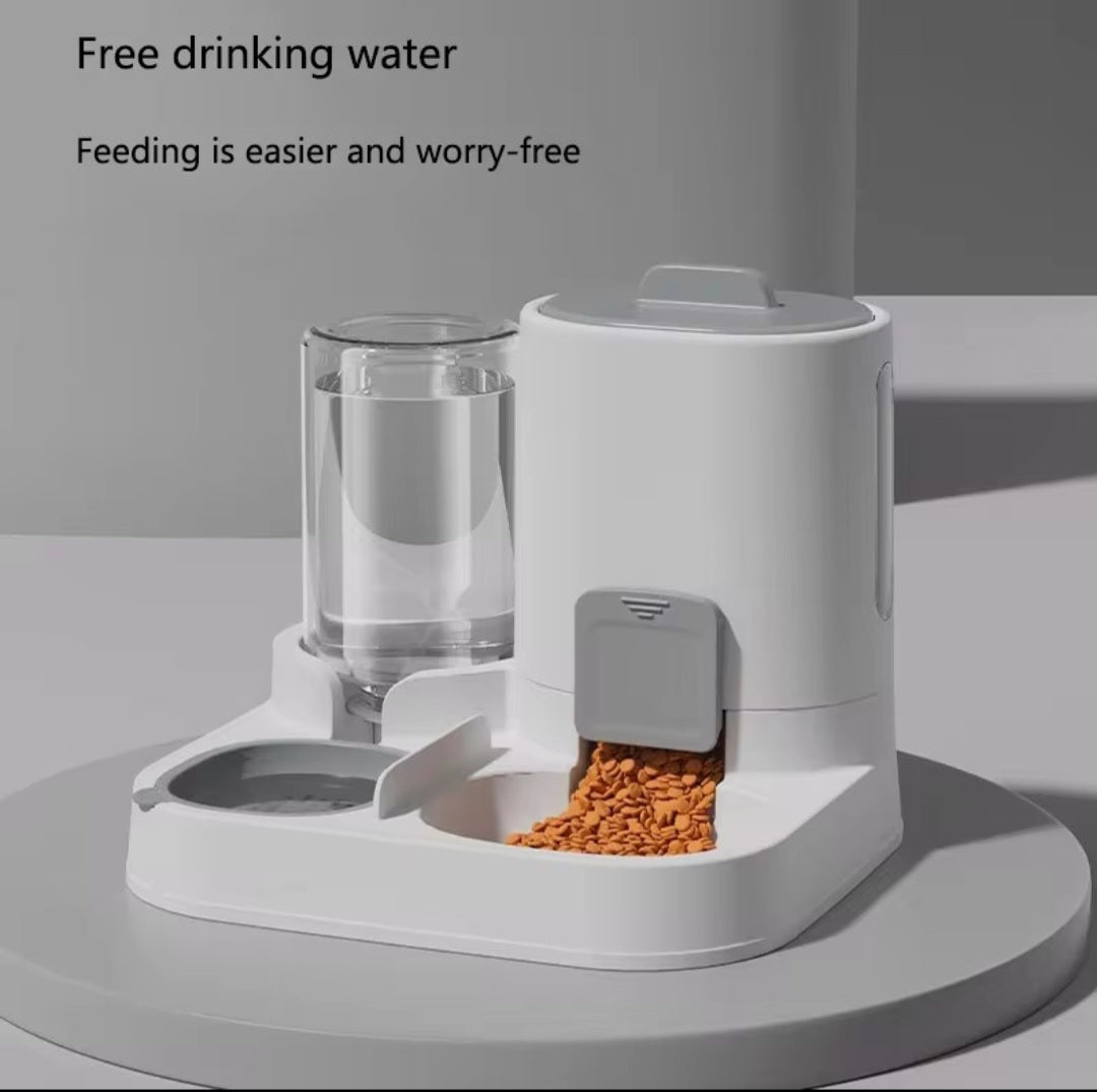 2-in-1 Large Capacity Pet Food & Water Bowl - Smooth Feeding Station for Cats & Dogs
