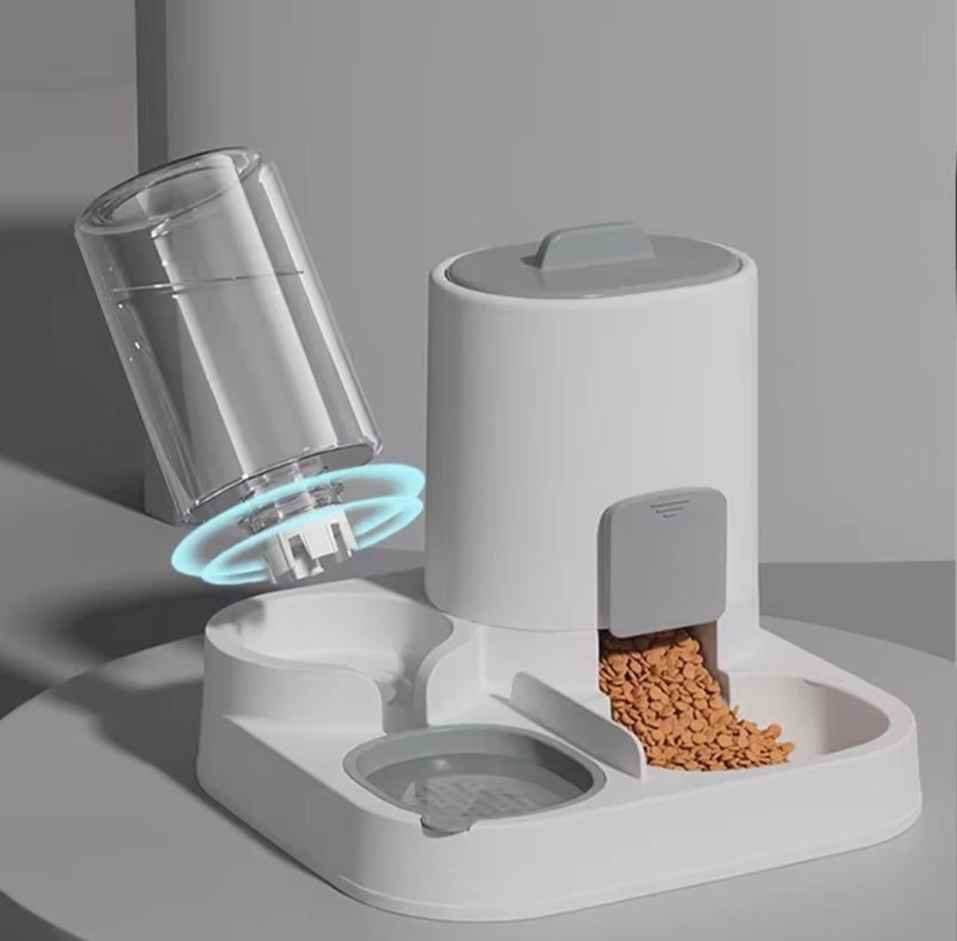 2-in-1 Large Capacity Pet Food & Water Bowl - Smooth Feeding Station for Cats & Dogs