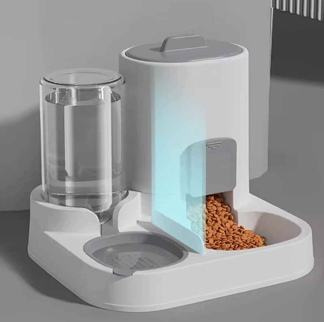 2-in-1 Large Capacity Pet Food & Water Bowl - Smooth Feeding Station for Cats & Dogs